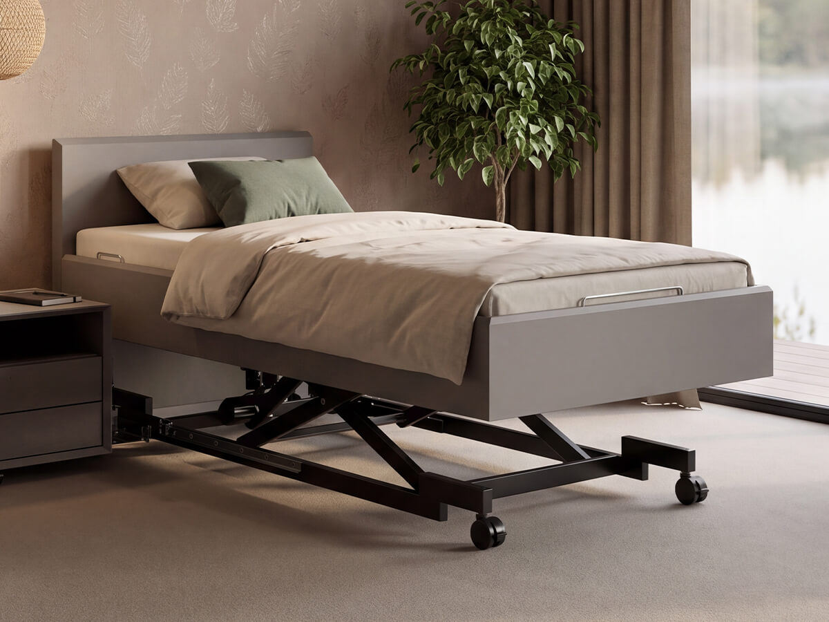 Prestige-Komfortbett von KIRCHNER, motorisch höhenverstellbar, in hochgefahrener Position